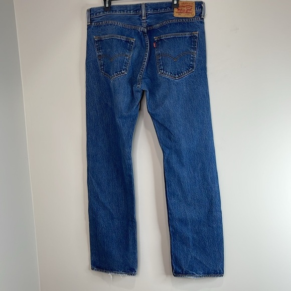 Levi’s Mens 501 Original Fit Jeans Blue Medium Wash Denim Button Fly Rigid 36 34 - Picture 6 of 9